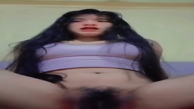 Julie show her pussy