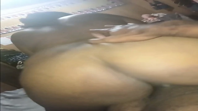 Big booty PNG chick reverse cowgirl on that dick