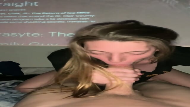 Teen Loves Giving Head