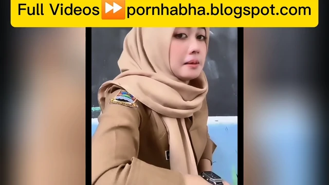 bu guru cantik pengen diewe