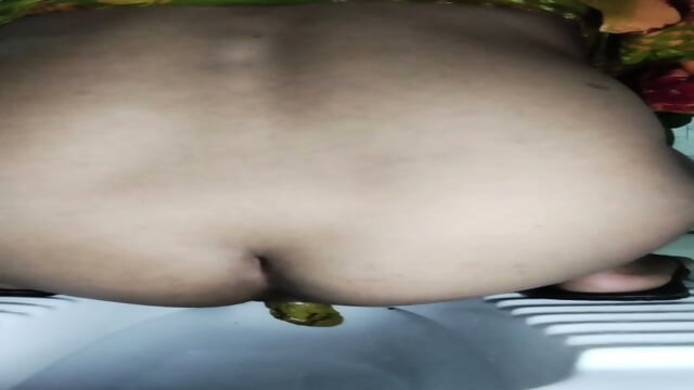 Indian bhabi pee pooping