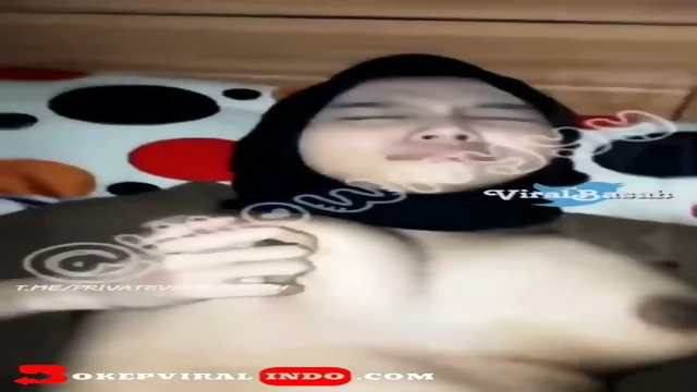 Jilbab cantik kesakitan di entod pacar