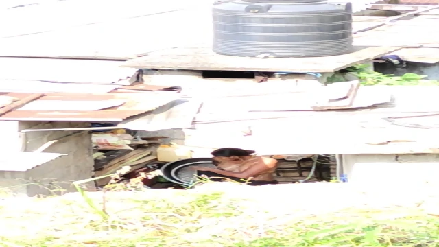 Sri Lankan Tamil bathing