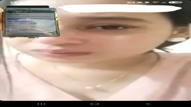 Sexy maal naked body showing on video call