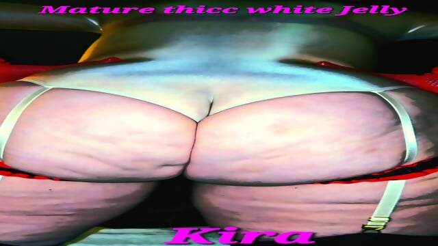 A mature Freak's thicc meaty Ass