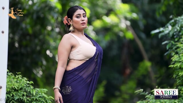 Curvy Bengali Bong Saree Sundari | Glamorous High Fashion Shoot | Soumi Saha| Saree Reviews