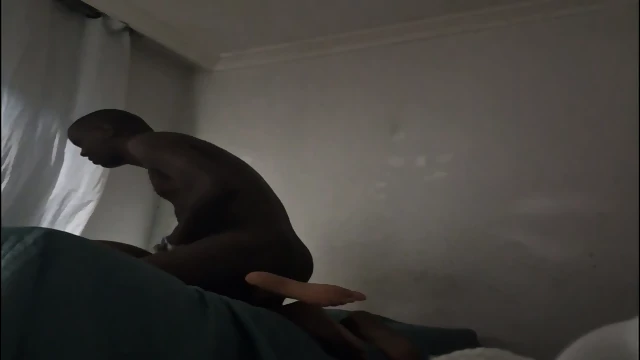 Yara Preta .,, anal a parir dos 7:35, fazendo-a gozar antes na buÃ§a, depois aquele trato no rabÃ£o atÃ© arregar e depois vitamina na boca