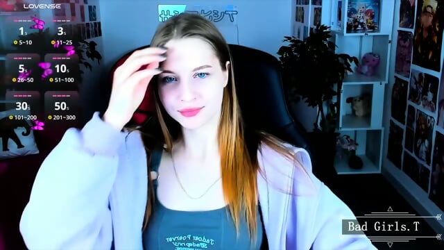 Pretty big tits webcam very cute blonde babe