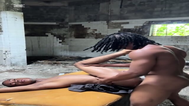 Str8 African Monstercock Likes Bottom Asses