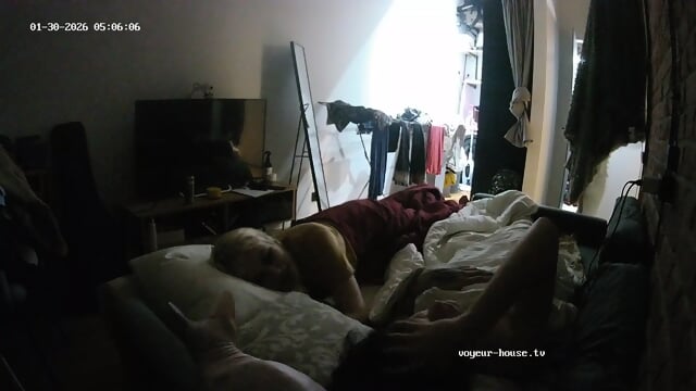 special candid perfect bare feet and socks closeup scenes Bedroom camera at Tristan & Smurfeta reallifecam apartment at Voyeur House TV 30.01.2026 from 04 h 00 min to 05 h 21 min