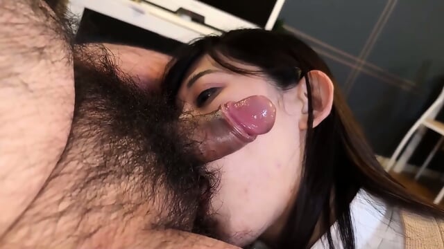 cute japanese gril blowjob. Many cum in the mouth