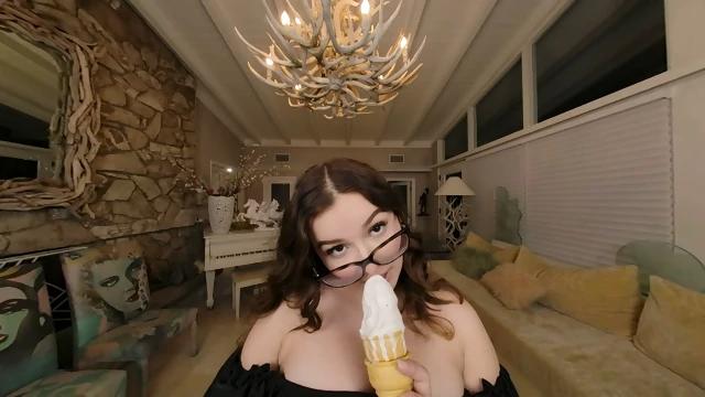 LL Stepsis Alone Time BDV