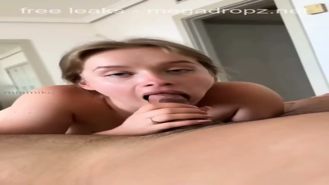 Miamiku Gives Her Boyfriend An Oral Pleasure