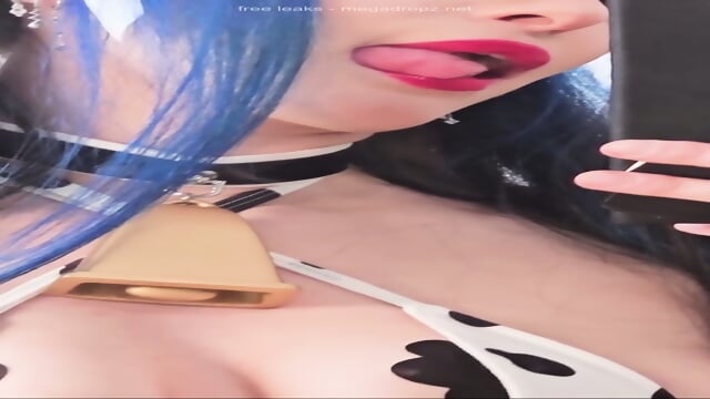 Yuzu Pyon Shows Hot Bod In Cow Bikini