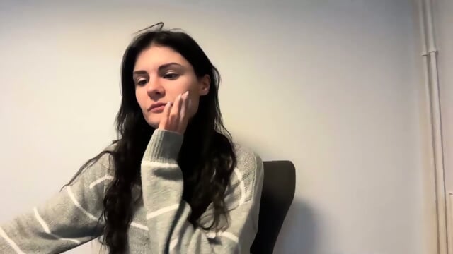 Impregnating a girl who’s secretly an alien queen in human form