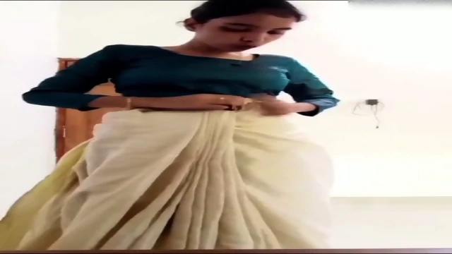 Horny Girl Stripping In Saree🥻🥰Showing Cum On Panty Too💦🥵