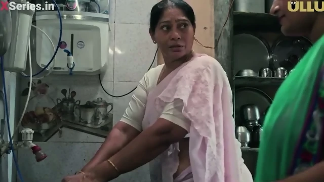 HONEYMOON PAR TUTI BHABHI KI SEAL BHABHI RONE LGI_1
