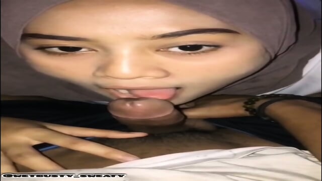 [HIJAB] Salsa_Aulia - Sambil Mabok Anggur