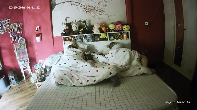 special candid perfect bare feet and socks closeup scenes Bedroom camera at Gella Winston Wolfe reallifecam apartment at Voyeur House TV 19.02.2026 from 03 h 26 to 07 h 26 min