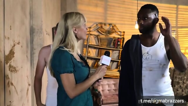 Massive White Cock Deepthroating and Fucking Friend's Wife