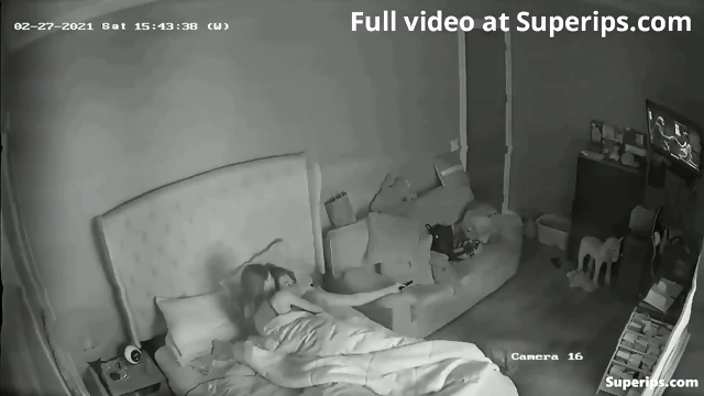 IPCAM – Cute cheerleader girl fucks her boyfriend