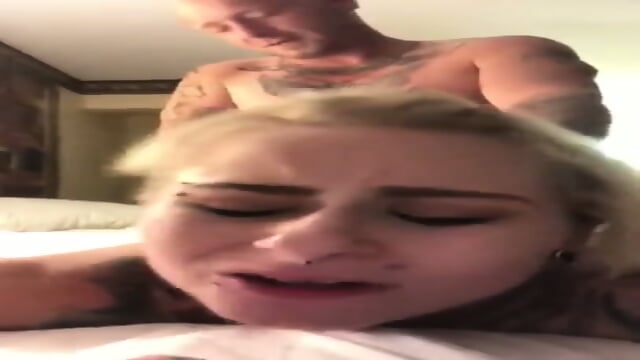 Adultère d’un vieux coquin capturé sur un téléphone oublié