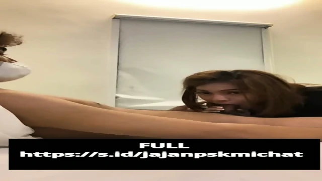 MAHASISWI UNPAD BUTUH DUIT TERPAKSA OPEN BO