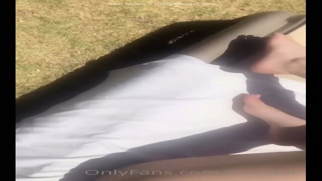 Eva Elfie Rubs Her Pussy On A Secluded Beach