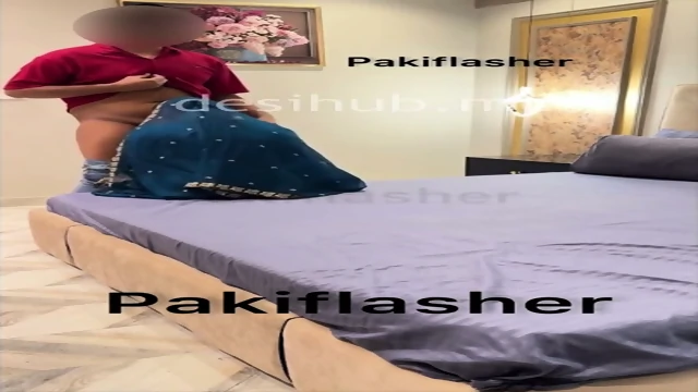 Pakistani Milf Saniapaki Fucked Hard by Pizza Delivery Guy