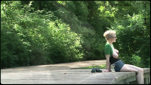 The Green Mile - Public first-time-anal