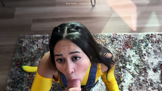 Hot Minion Dania Vegax Gets A Facial After BJ