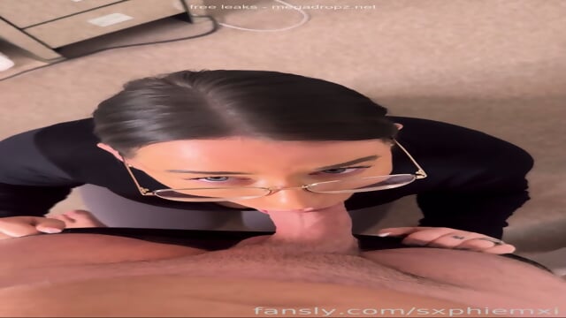 PAWG Sxphiemxi Gets Fucked By Her Boss