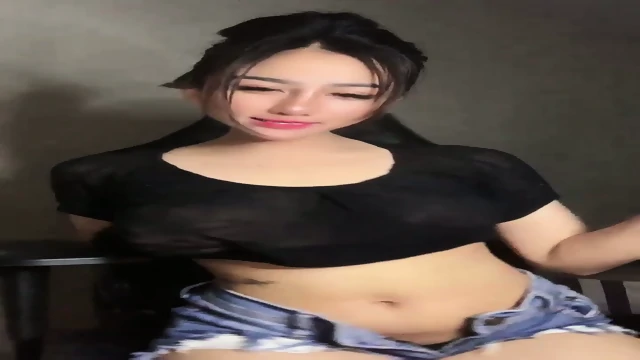 mei yien bugil mango live IV