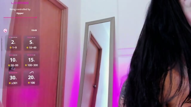 Wife Karen doing camgirl - Live Squirt