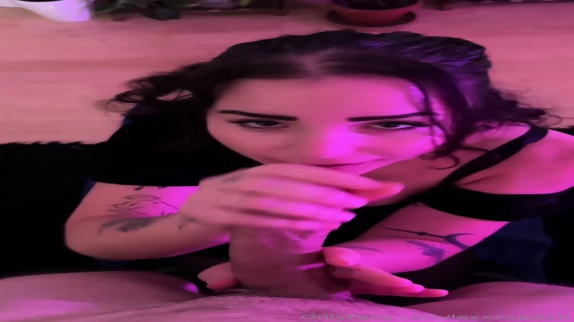 Pov Brunette Blowjob/Handjob