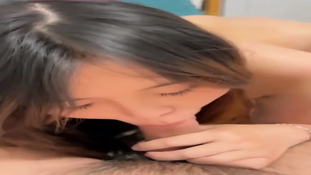 Song Lin, A Sophomore Bitch From Jiangxi University Of Science And Technology, Has Sex With Her Boyfriend She Shows Her Face And Gives Oral Sex With A Big Dick And Fucks Her Pussy The Contrast Between The Slut's Ketone Body Explodes