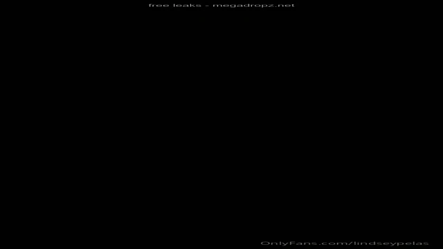 Lindsey Pelas Teases Her Boobs During Live Stream