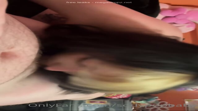 Sodypopbaby Sex With Her Friend