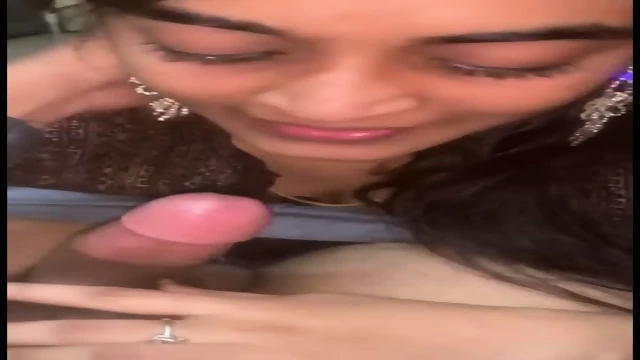 Hot Tamil Girl Masturbating With Carrot
