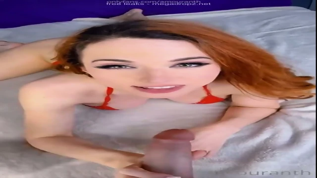 Good Girl Amouranth Gives Her Guy A BJ And Gets A Cumshot