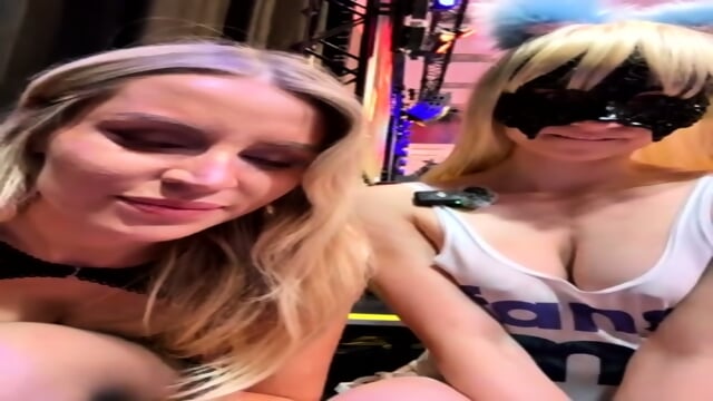 Jasmine and anna VENUS