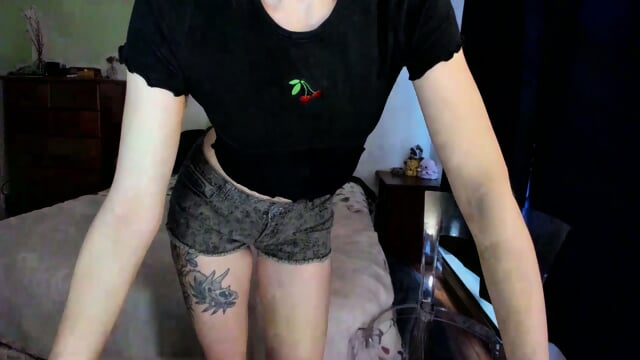 Electrocuting her clit until she starts speaking in binary code