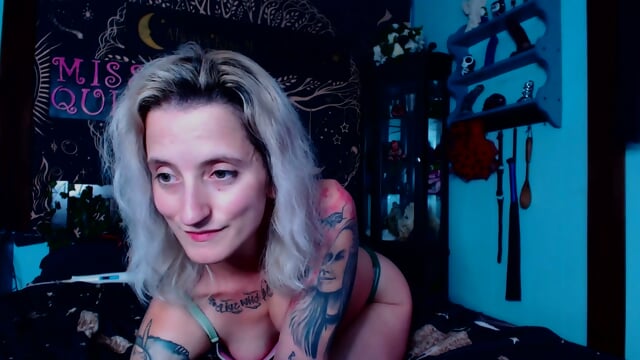 Young teen's first DP experience leaves her shaking and gaping