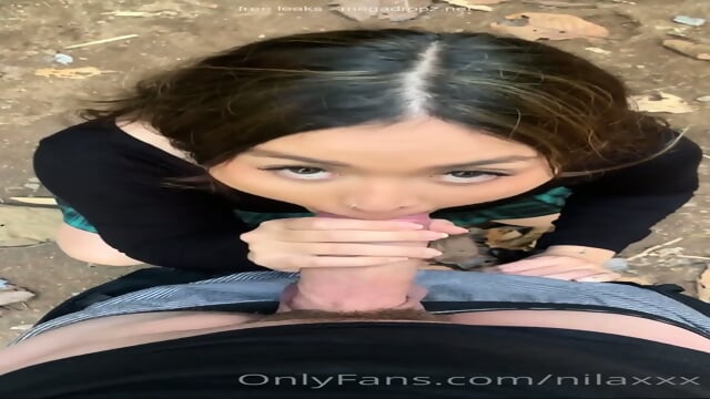 Schoolgirl Nilaxxx Has Sex In The Forest