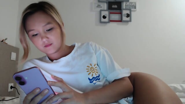 Skinny teen's petite frame struggling to handle BBC's massive girth in bathroom