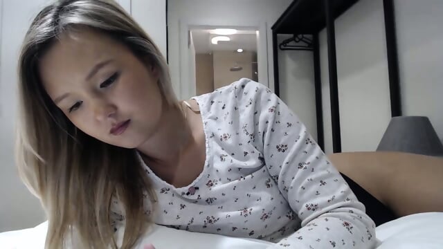 Teen stepsis moans through tears as her holes get properly broken in