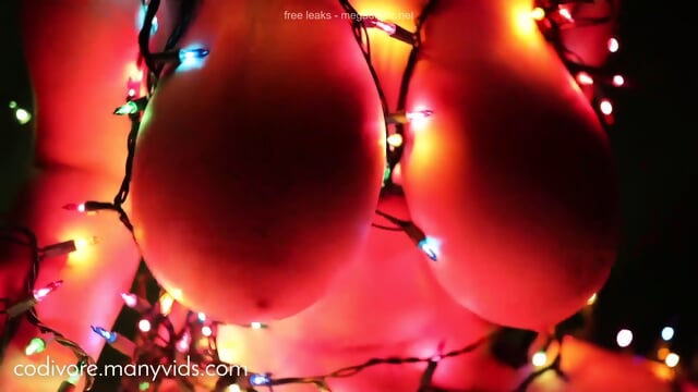 Codi Vore Is A Masturbating Shibari Christmas Tree