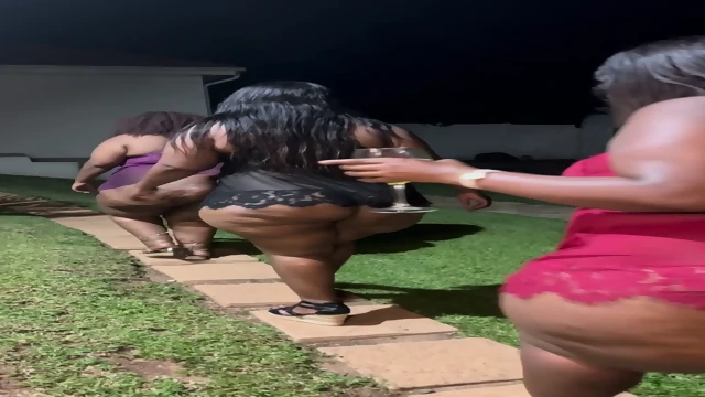 another BRAND NEW FULL OF nothing but GIANT AFRICAN ASSES all for you