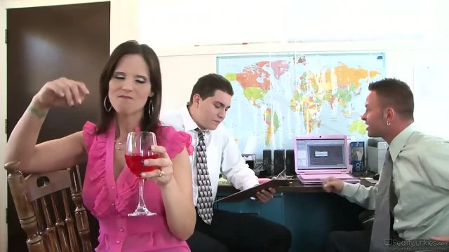 Syrpn De Mpr Hot Busty Wife Gets Fucked By A Black Stallion While Her Husband Watches