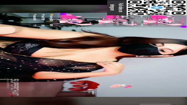 Live cam show ( name on boobs)